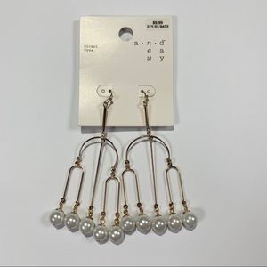 A New Day U Shape Wire Dangling Pearls Earrings